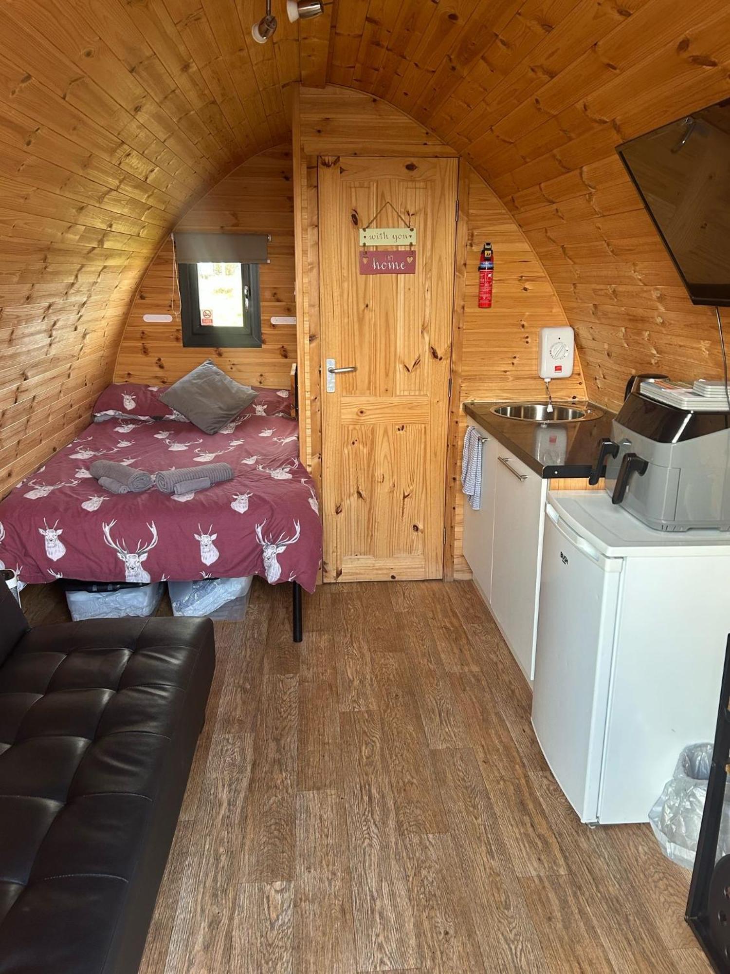 Hotel North Point Pods Thurso Esterno foto
